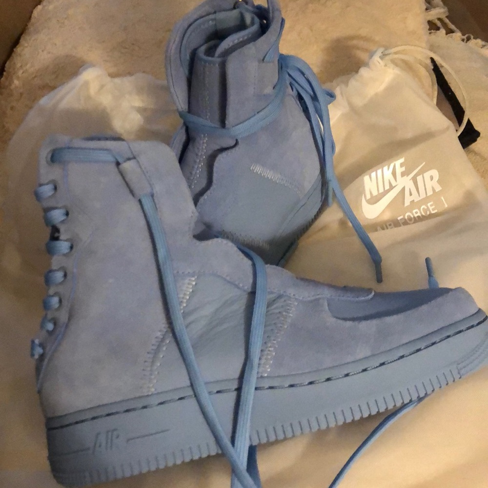 Nike Air Force 1
